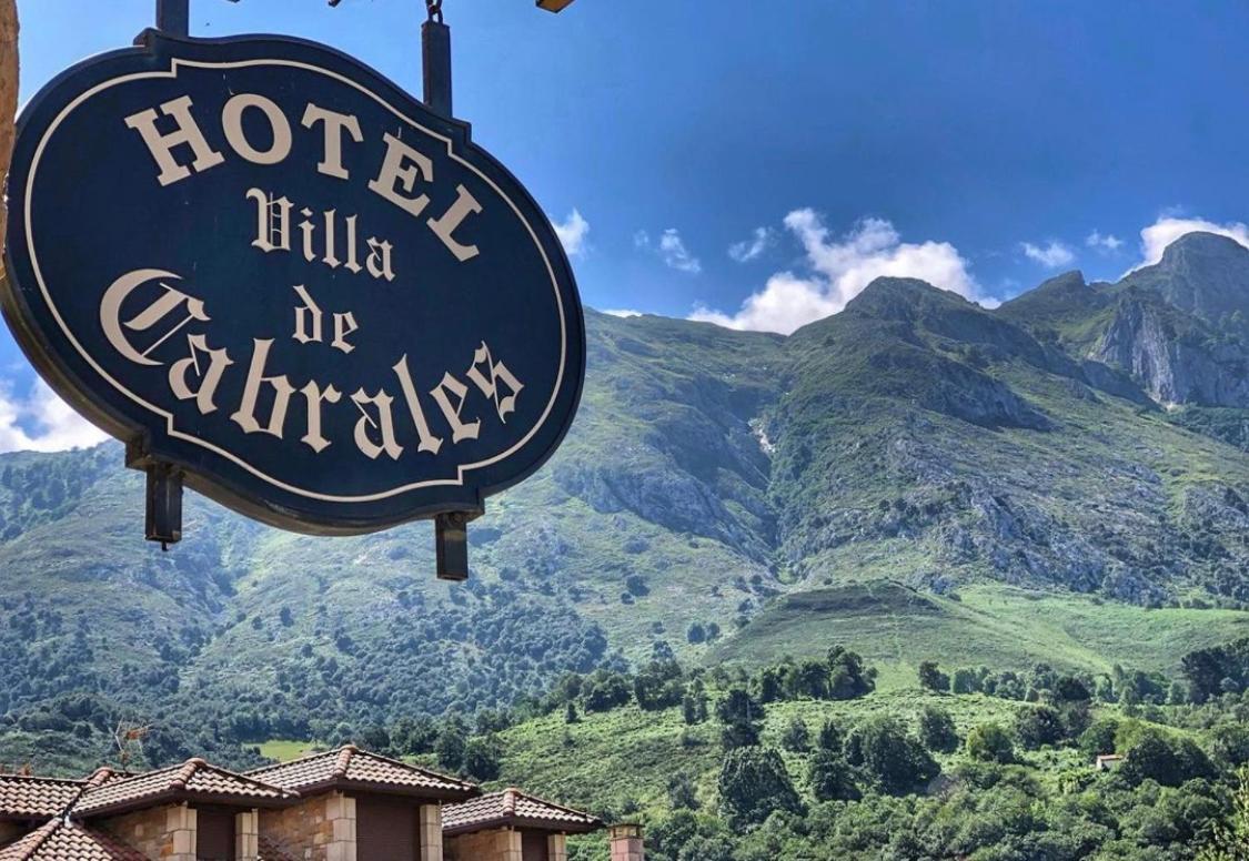 Hotel Villa De Cabrales Arenas De Cabrales Kültér fotó